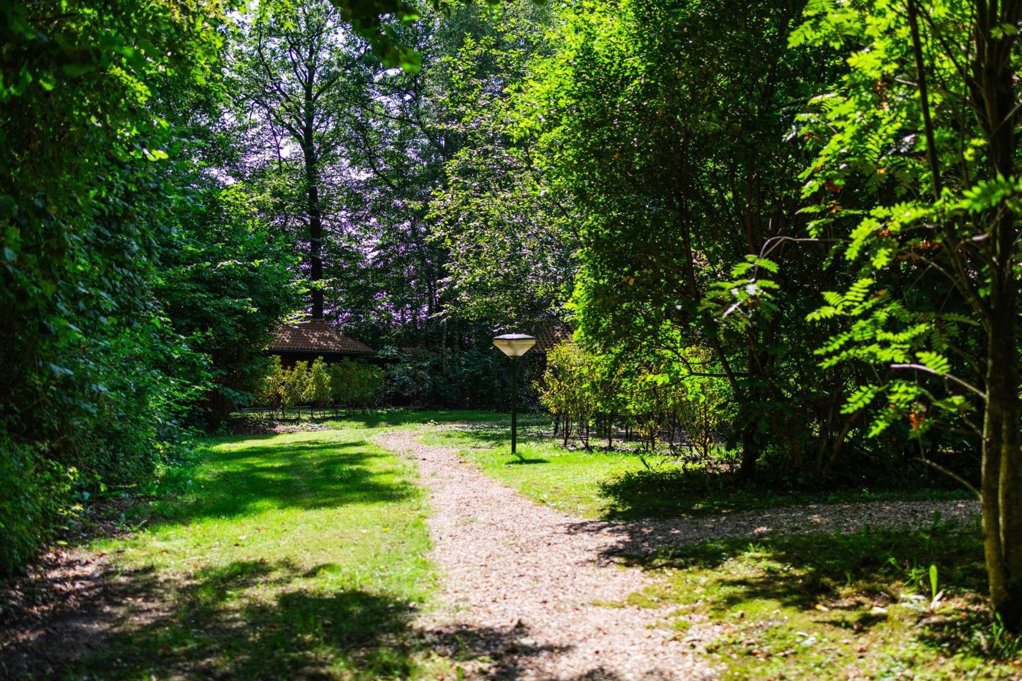 Sfeervolle Blokhut Met Fijne Buitenruimte @ Veluwe Epe Exterior foto